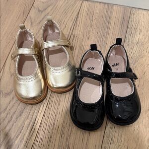 H&M Kids Gold and Black Dress Shoes